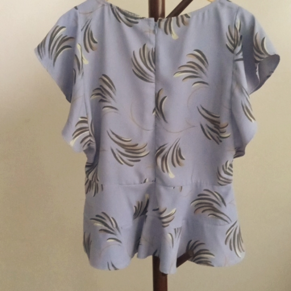 LOFT Printed Ruffle Blouse - Picture 3 of 3